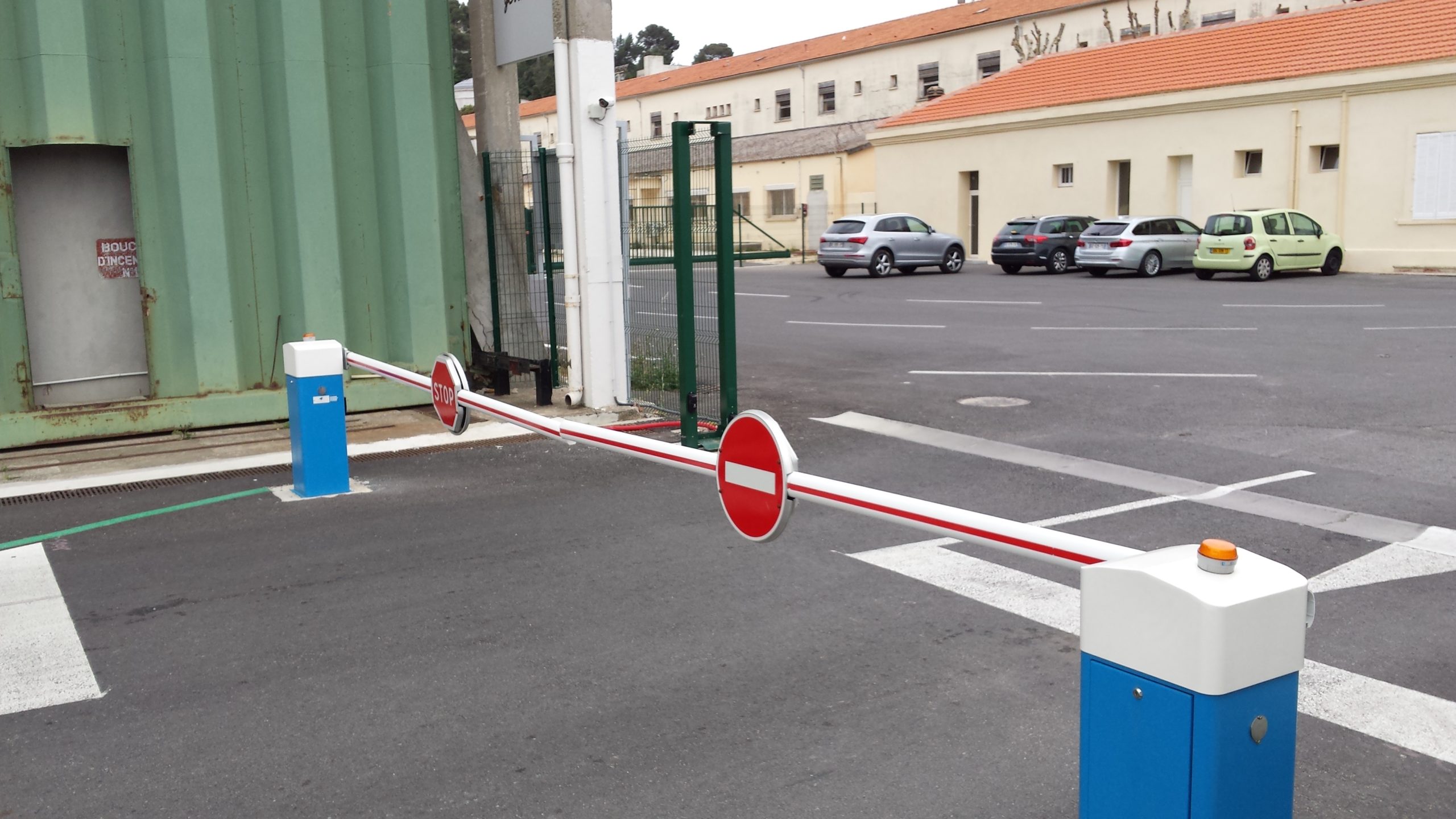 barrière levante sécurisé automatique Toulon, Monaco, Paris, Nice, Alpes Maritimes, Var