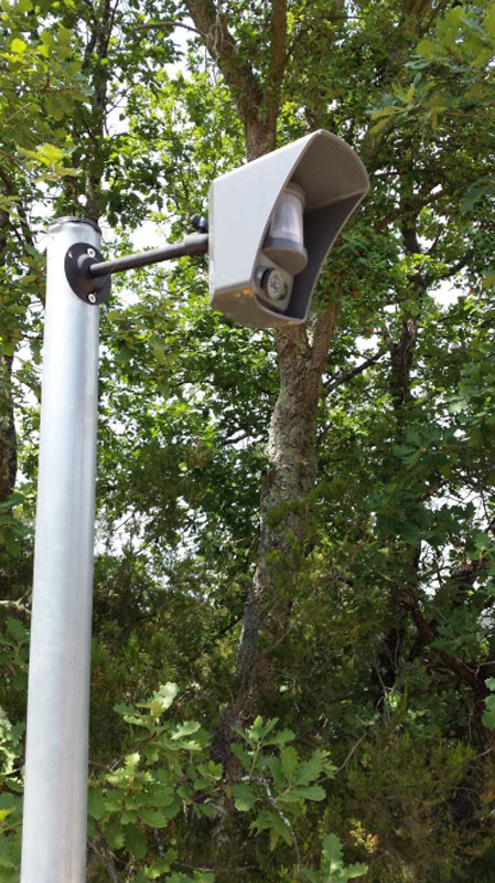 Détecteur extérieur alarme intrusion vidéosurveillance